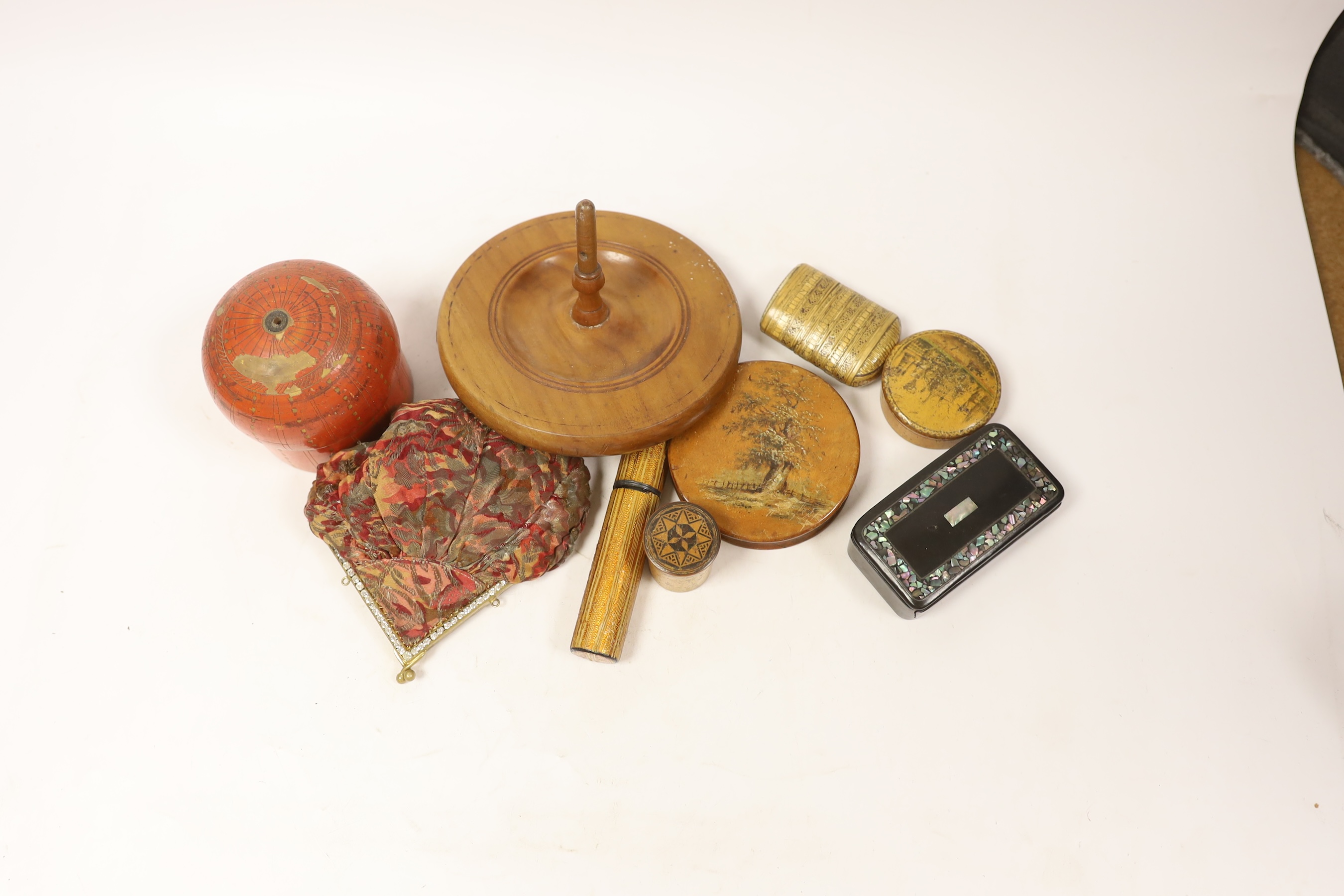 A treen spinning top, a Bezique scorer, a Brighton Pavilion souvenir, various boxes, a diamanté purse, etc., spinning top 14cm diameter (10)